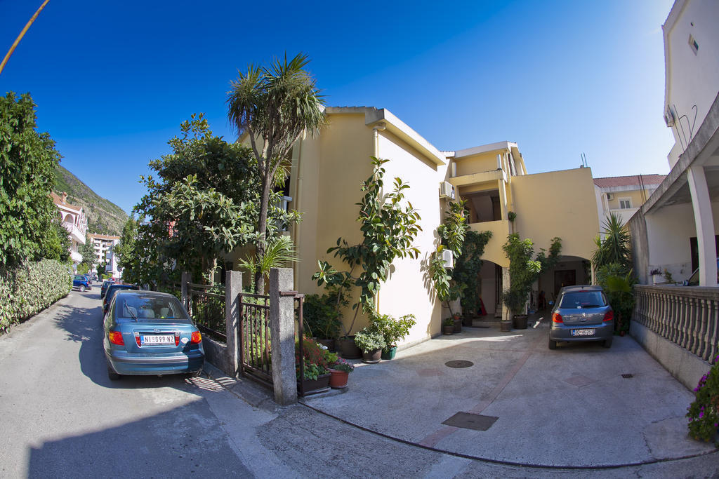 Apartments Angela Budva Exteriör bild