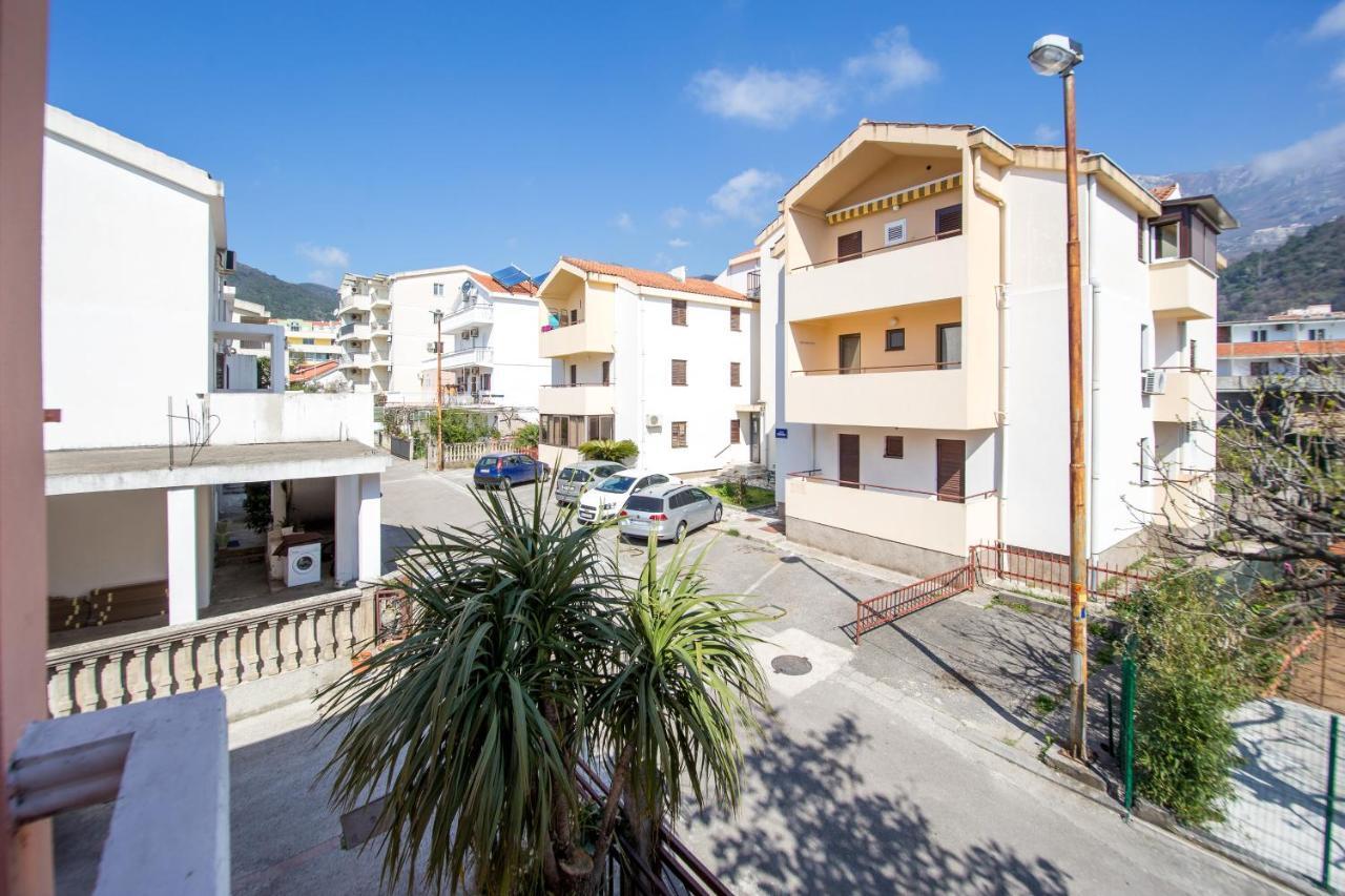 Apartments Angela Budva Exteriör bild